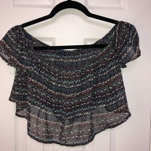 Off the shoulder cropped shirt